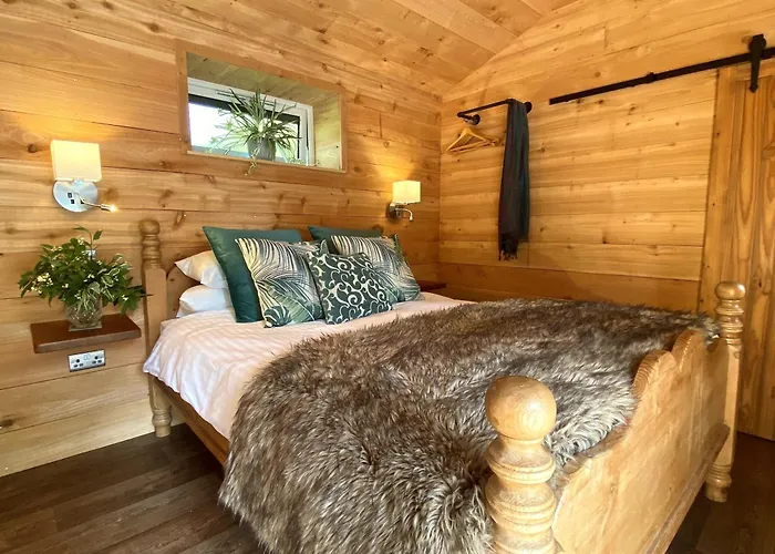 Tvf Stable Suites